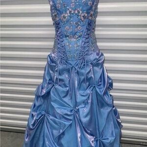 Night Moves Prom Dress Collection Gems Strapless Tiered Bottom Iridescent Sz 10